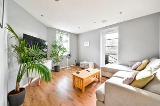 Cosy 1-Bed E15, sleeps 4, 1 min from tube Station Near O2 Arena - Londra - 8