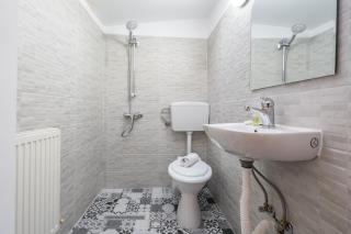 Flowers Grand Hotel Bucharest - 3