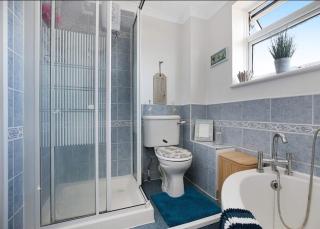 Luxury Lodge Gillingham with Hot Tub and Parking - Hoo - 7