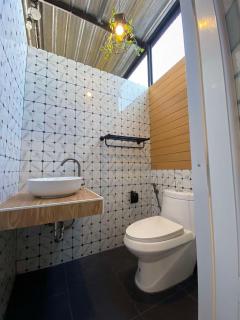 89 Bed & Studio Hostel - Godown - 2