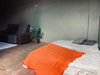 LINDA CASA A 500mts da PRAIA DE CIBRATEL PARA CURTIR COM AMIGOS E FAMILIA - Itanhaém - 1