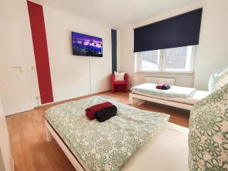homes of ruhr - Monteurwohnung Hafenkiez - Duisburg - 2