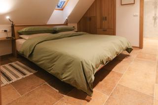 Guesthouse Novak -Modern Barn Loft - Dvor - 1