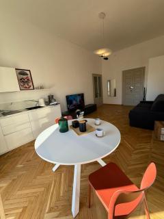 Chic Studio Brand New at Palazzo Giuliani - Intra - 1