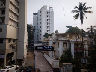 Alba Premier, Vadodara - Vadodara - 6