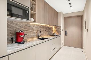FIRST CLASS Studio Stylish Living - 0