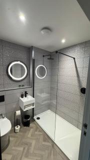 The Knowes Hotel & Restaurant - Macduff - 8