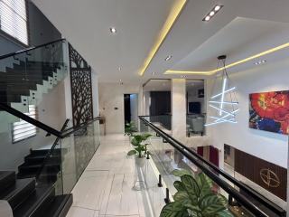 VACATION HOMES - 5 bedroom private compound home in lekki phase 1 - rooftop, pool, spa, cinema, 24h light & security - 7