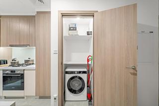 FIRST CLASS 1BR Inviting Marina View - 3