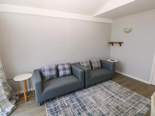 Chalet 27 - Swansea - 4