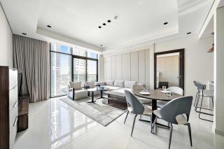 Modern 1BR with Stunning Views in Business Bay - 0
