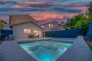 Beautiful Vegas Villa with Pool - Las Vegas - 8