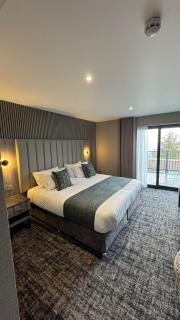 The Knowes Hotel & Restaurant - Macduff - 3