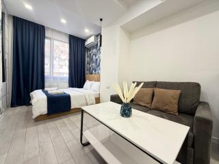 Stylish apt city center, BW - Yerevan - 6