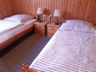 Landhof Kützin Ferienhaus Schwalbe 2 - 3