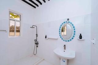 Bwejuu Beach Duplex Bungalow - Bwejuu - 8