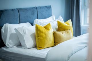 Edinburgh 3-Bedroom Apartment Next to Tram Stop at City Centre - Edimburgo - 6