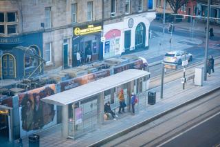 Edinburgh 3-Bedroom Apartment Next to Tram Stop at City Centre - Edimburgo - 8