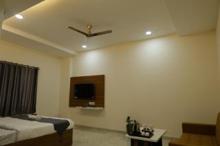 Hotel The Prime Land - Hoshangābād - 3