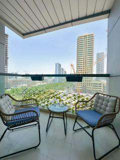 Cozy Studio in JVC - Dubai - 2