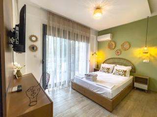 Bamboo Luxury Studios - 3