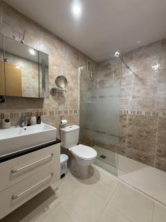 Beachfront II, Superior - ServHouse - 2