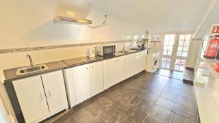 K&K Apartment - Machico - 8