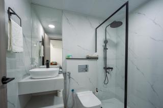 Dubai Marina - 1 BHK Unique Apartment - 8