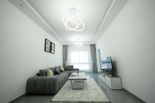 Dubai Marina - 1 BHK Unique Apartment - 2