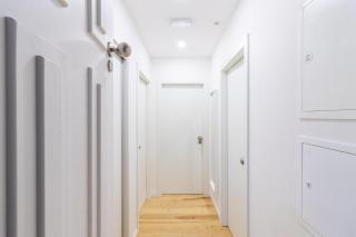 Mourarias Place - Yellow Studio - Lisboa - 1