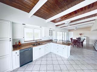 Blue Bird Villa - Turks & Caicos - 4