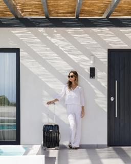 Blé Suites Santorini - Imerovigli - 4