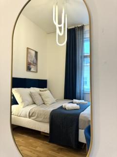 Royal blue Wenceslas Apartment, Prague - Prague - 6