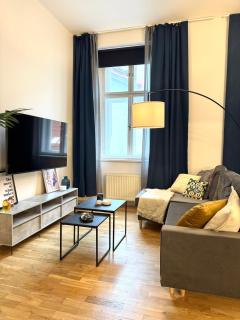 Royal blue Wenceslas Apartment, Prague - Prague - 4