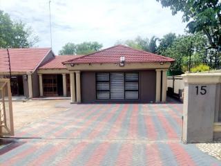 C-Rane Lodge - Phalaborwa - 0