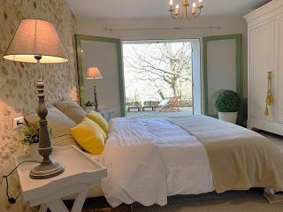 Cottages Piscine Tennis 22pers - Bourrou - 2
