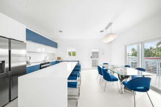 Azul Paradise - Waterfront - Heated Pool - Dock - 1