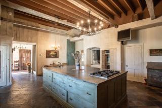 Spacious Group Retreat 3 Units Close to Wineries - Fredericksburg - 9