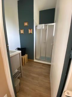 Studio Logis les Roses - Bourbon-lʼArchambault - 6