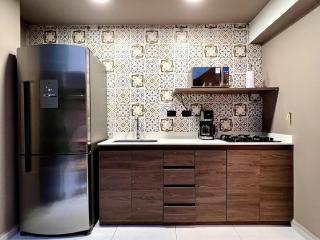 NOWA The Cave Apt - Mancave, Pool & Arcade, by Lleras Park - 9