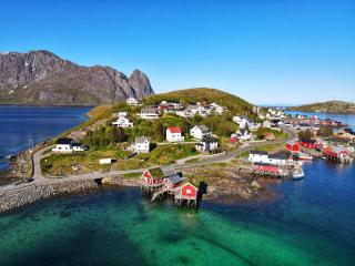 Valen Cabins in Reine - 3