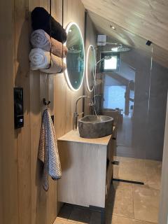 Beautifully styled mountain lodge with high standards, 10 minutes from Geilo - 8