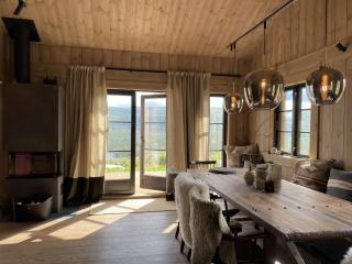 Beautifully styled mountain lodge with high standards, 10 minutes from Geilo - 3