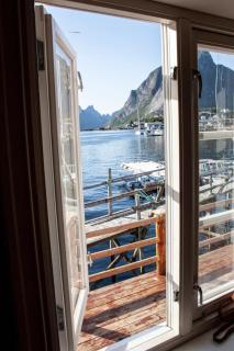 Authentic central located cabin close to Reinebringen Lofoten - Reine - 4