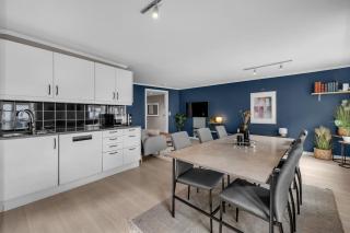 Northstay - The Urban Cityscape, Central & Modern, Sleeps 5 - 2