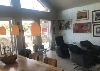 Amazing waterfront rorbu (free car-charging) - Stamsund - 6