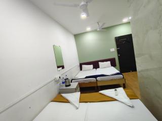 Hotel CASABA Nine - Bombay - 1