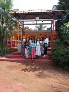 5 Kesar Baug Resort - Ānjarle - 4
