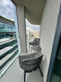 Corner 1 Bed Apart in Mercury Suites with Rooftop Pool Seasonal - 3