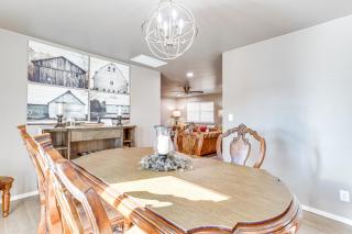 4 Mi to Dtwn Guthrie Family Home with Fire Pit! - 6